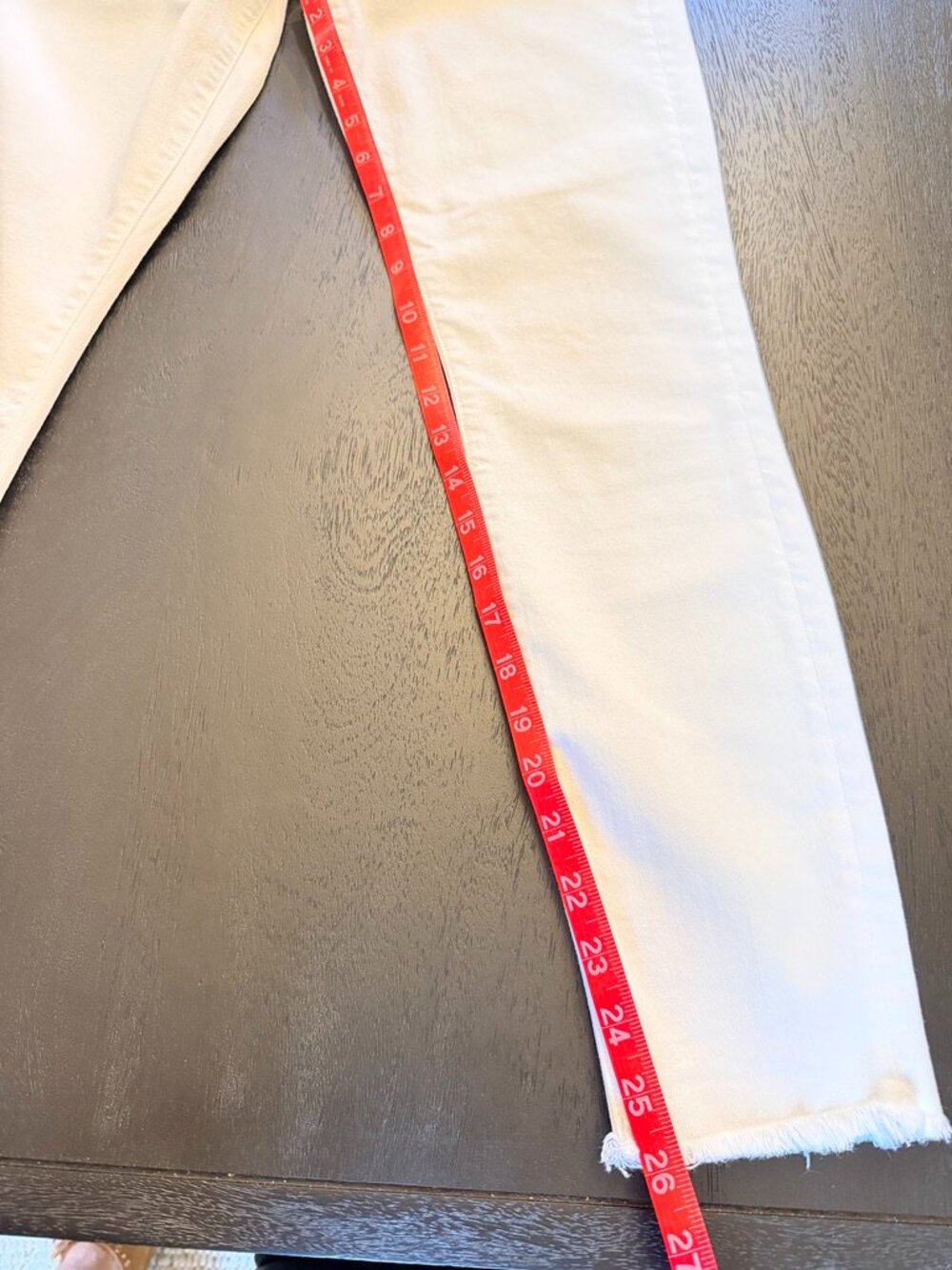 MOTHER High Waisted Looker Ankle Fray White Jeans Size 29 (runs small) - Picture 8 of 11